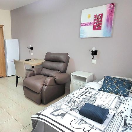 ז'ונזאק Residences Les Sansonnets "Appartements & Studios" מראה חיצוני תמונה